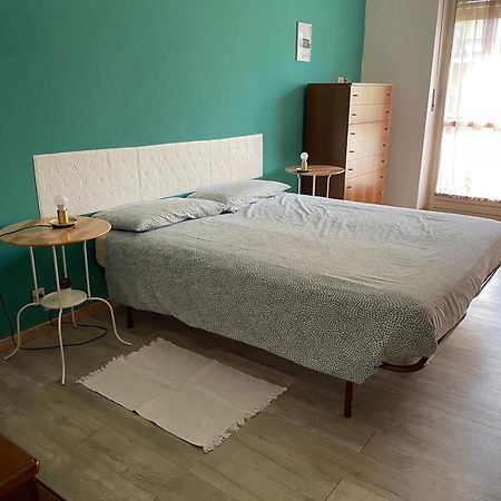 Appartamento Luminoso Чирие Экстерьер фото