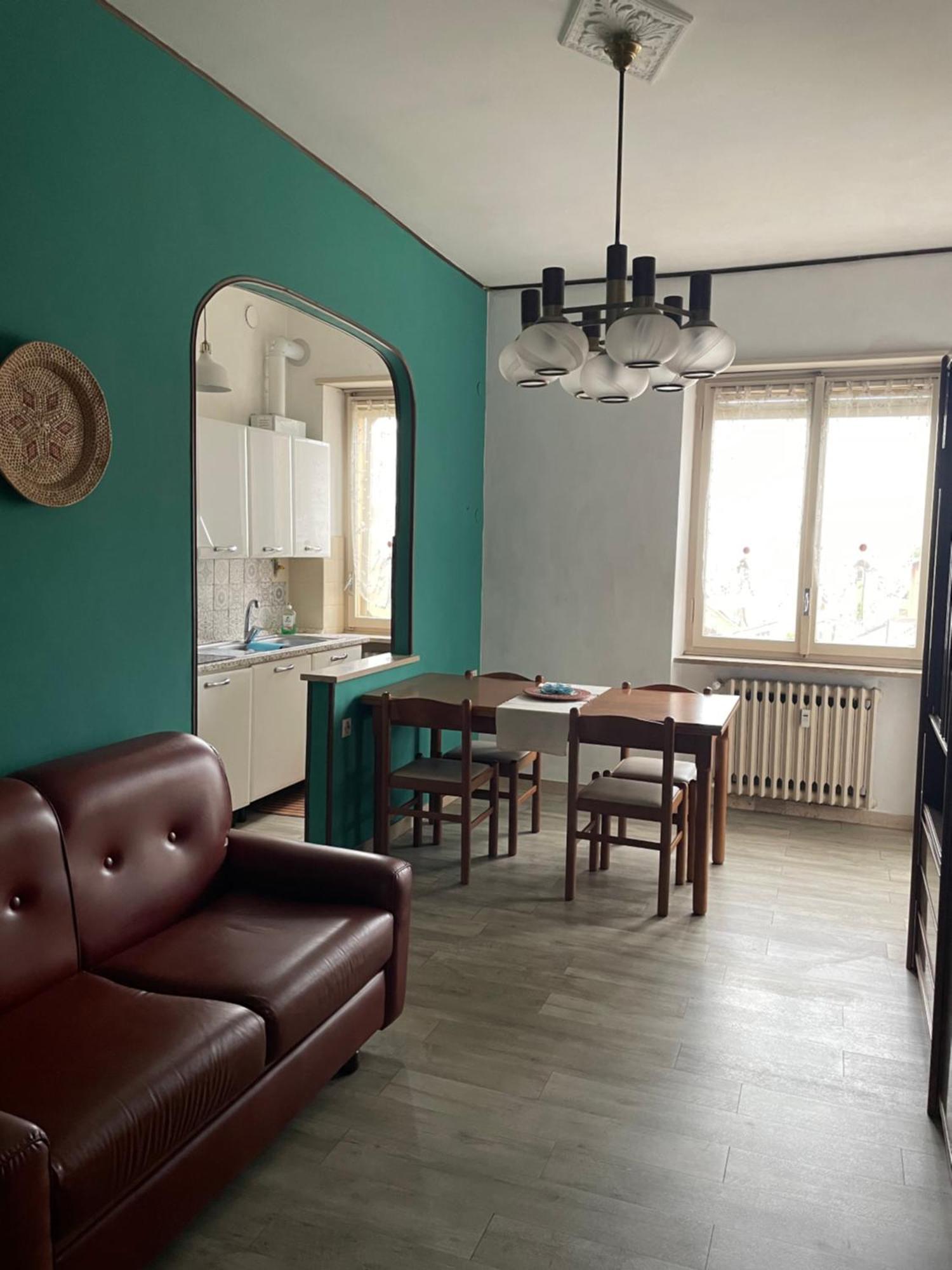 Appartamento Luminoso Чирие Экстерьер фото
